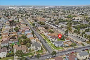 2035 W 102nd St, Los Angeles, CA 90047 - Photo 33