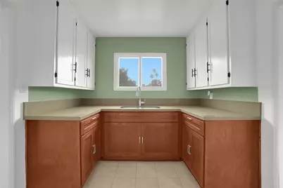 2035 W 102nd Street, Los Angeles, CA 90047 - Photo 15