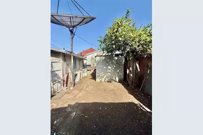 860 W 54th, Los Angeles, CA 90037 - Photo 19