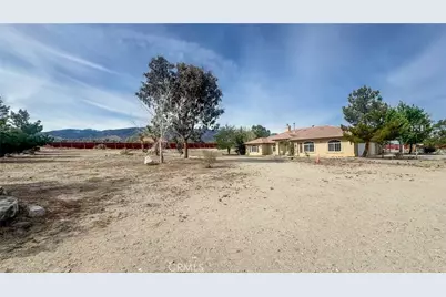 11126 Arena Road, Pinon Hills, CA 92372 - Photo 15