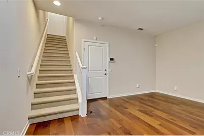 1568 W Artesia Square #E, Gardena, CA 90248 - Photo 7