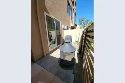 1568 W Artesia Square #E, Gardena, CA 90248 - Photo 3