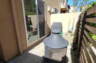 1568 W Artesia Square, Gardena, CA 90248 - Photo 3