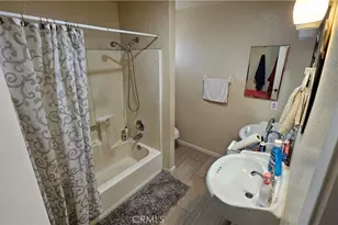 1820 E Ave J 10, Lancaster, CA 93535 - Photo 29