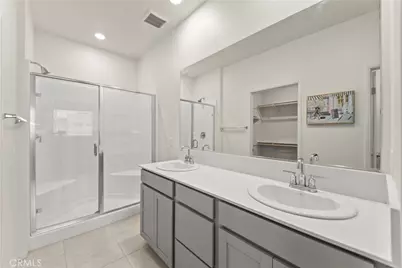 18443 Montage, Northridge, CA 91324 - Photo 23