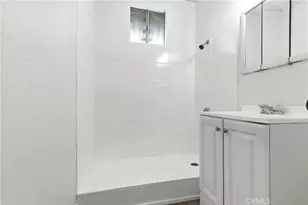 286 N Macy, San Bernardino, CA 92410 - Photo 11