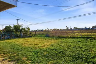 286 N Macy, San Bernardino, CA 92410 - Photo 23