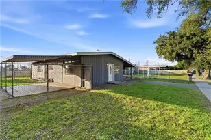 286 N Macy, San Bernardino, CA 92410 - Photo 19