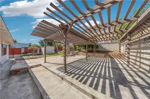 2217 Angelus, Rosemead, CA 91770 - Photo 37