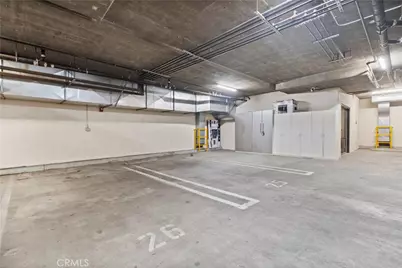 143 N Arnaz Drive #102, Beverly Hills, CA 90211 - Photo 23