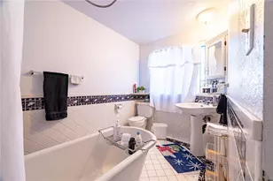 124 S Padre Juan Ave, Ojai, CA 93023 - Photo 13