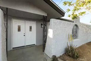 57526 Onaga, Yucca Valley, CA 92284 - Photo 7