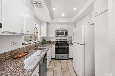 1608 S Mayflower Avenue #D, Monrovia, CA 91016 - Photo 13