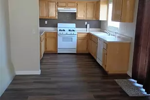 13348 Merry Oaks St, Victorville, CA 92392 - Photo 5