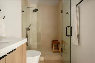 3950 Franklin Ave, Los Angeles, CA 90027 - Photo 21