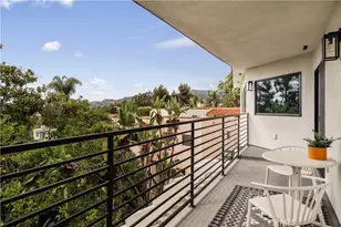 3950 Franklin Ave, Los Angeles, CA 90027 - Photo 15