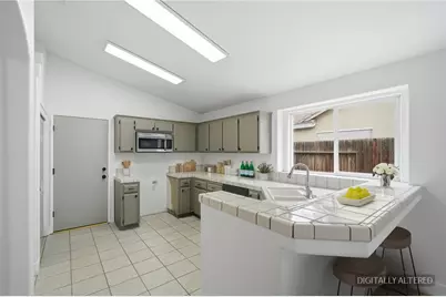 5201 Sierra Caves Avenue, Bakersfield, CA 93313 - Photo 11