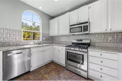 25 Amy Way, Ladera Ranch, CA 92694 - Photo 9