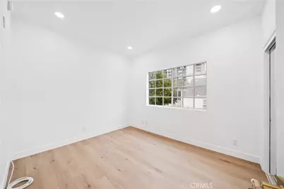 10475 Ashton Avenue Avenue #301, Los Angeles, CA 90024 - Photo 19