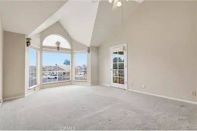 17850 Portside Ln, Victorville, CA 92395 - Photo 21