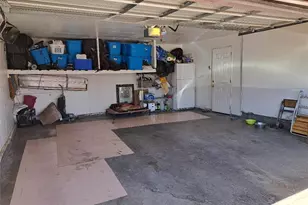 431 E Ave R 6, Palmdale, CA 93550 - Photo 9