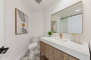 910 S Barton Ct, Anaheim, CA 92808 - Photo 29