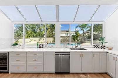 910 S Barton Court, Anaheim, CA 92808 - Photo 11