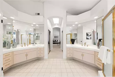 910 S Barton Court, Anaheim, CA 92808 - Photo 35