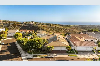 1 Jade, Corona del Mar, CA 92625 - Photo 1