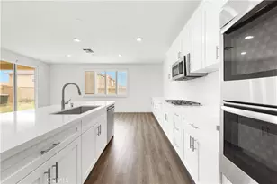 15609 Paprika Ln, Fontana, CA 92336 - Photo 35