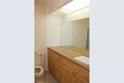 7304 Corbin Avenue #F, Reseda, CA 91335 - Photo 5