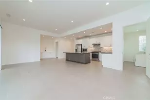 131 Damsel, Irvine, CA 92620 - Photo 11