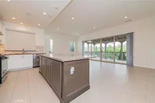 131 Damsel, Irvine, CA 92620 - Photo 5