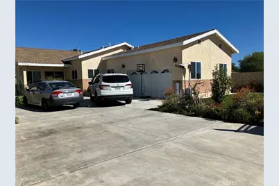 17548 Court Street, Fontana, CA 92336 - Photo 13