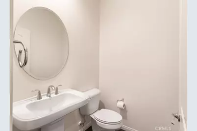 3126 E Painted Crescent St, Ontario, CA 91762 - Photo 17