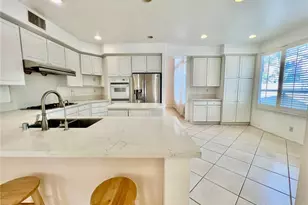 2926 Easton Pl, Rowland Heights, CA 91748 - Photo 23