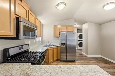 2193 Los Feliz Drive #6, Thousand Oaks, CA 91362 - Photo 15