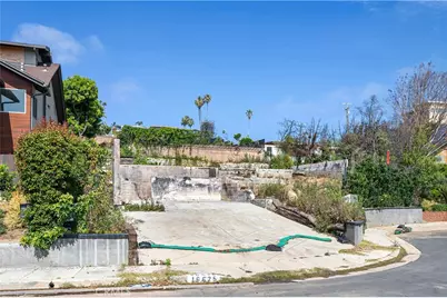 16625 Marquez Terrace, Pacific Palisades, CA 90272 - Photo 11