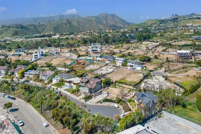 16625 Marquez Terrace, Pacific Palisades, CA 90272 - Photo 5