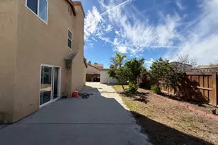 724 Grassy Meadow Dr, San Jacinto, CA 92582 - Photo 5