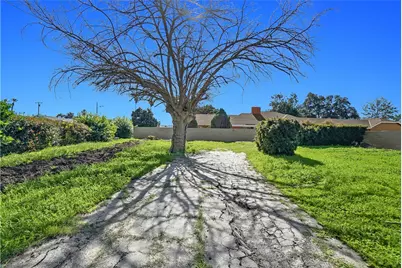 688 E Francisquito Ave, West Covina, CA 91790 - Photo 7