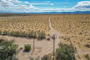 45200 Camelot Drive, Yermo, CA 92398 - Photo 21