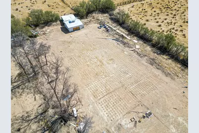 45200 Camelot Drive, Yermo, CA 92398 - Photo 11