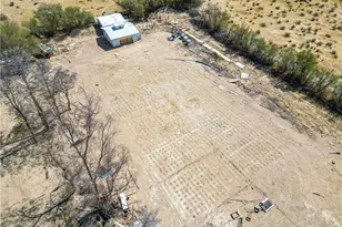 45200 Camelot Drive, Yermo, CA 92398 - Photo 11