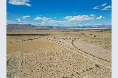 45200 Camelot Drive, Yermo, CA 92398 - Photo 19