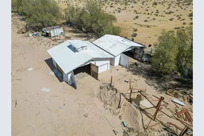 45200 Camelot Drive, Yermo, CA 92398 - Photo 5