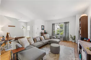 392 S Marengo, Pasadena, CA 91101 - Photo 3