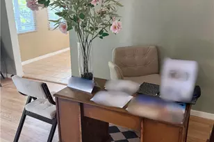 1437 Greenfield Ave, Los Angeles, CA 90025 - Photo 11