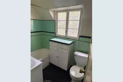 1437 Greenfield Avenue, Los Angeles, CA 90025 - Photo 21