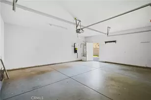 653 E Gardenia Dr, Azusa, CA 91702 - Photo 25